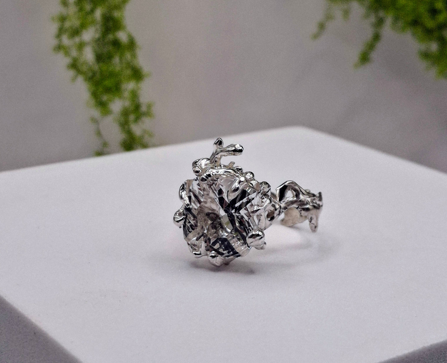 Crsytelle Ring