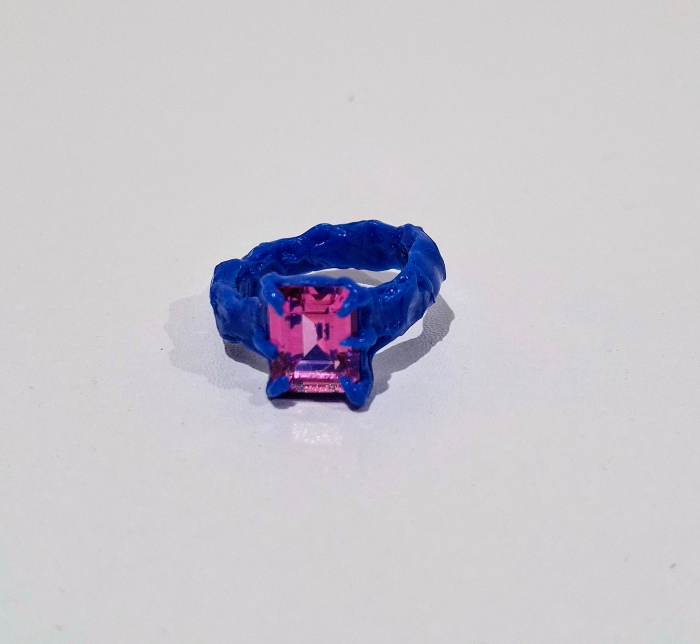 Lost Wax Casting: Free-Flow Wax Modelling with Stone-in-Place Techniques (Private one-on-one lesson)